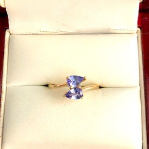 Tanzanite ring 10k yellow gold size 6